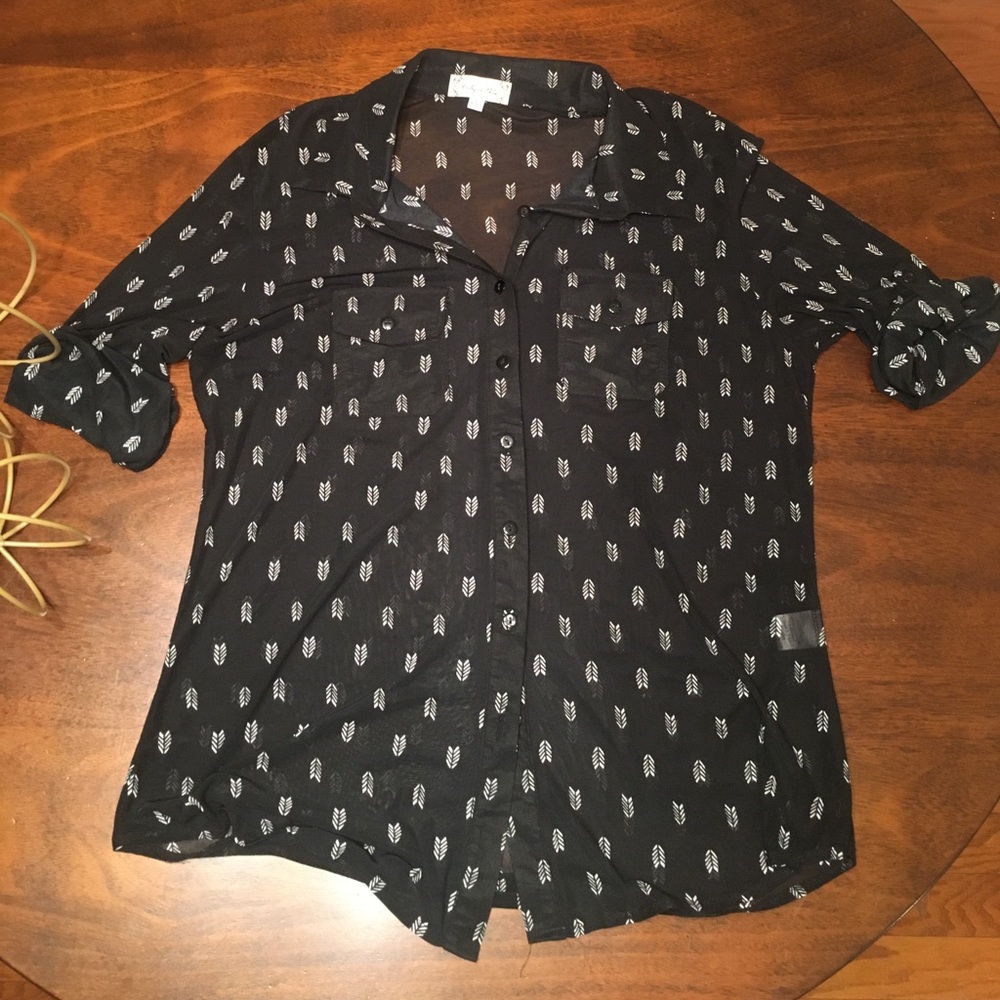 Bailey and Chloe Top